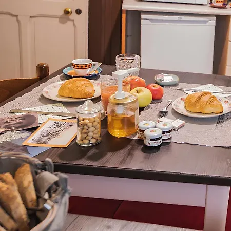 Gabriella Bed & Breakfast 3*