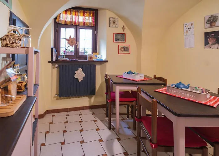 Gabriella Nocleg ze śniadaniem 3*