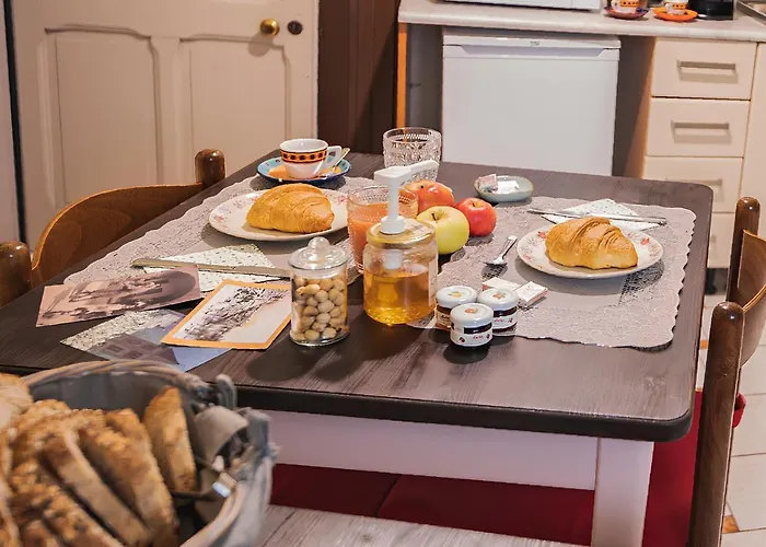 Gabriella Nocleg ze śniadaniem 3*